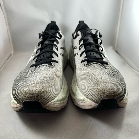 ASICS Superblast Running Shoes - Men's size 12 - Picture 8 of 13